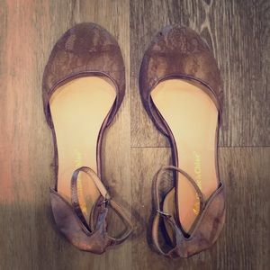 Toffee lace ballet flats with strap.